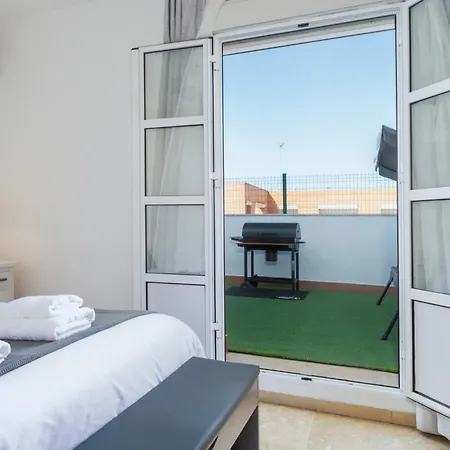 Atico En Pilas Piscina Y Jacuzzi Exterior photo