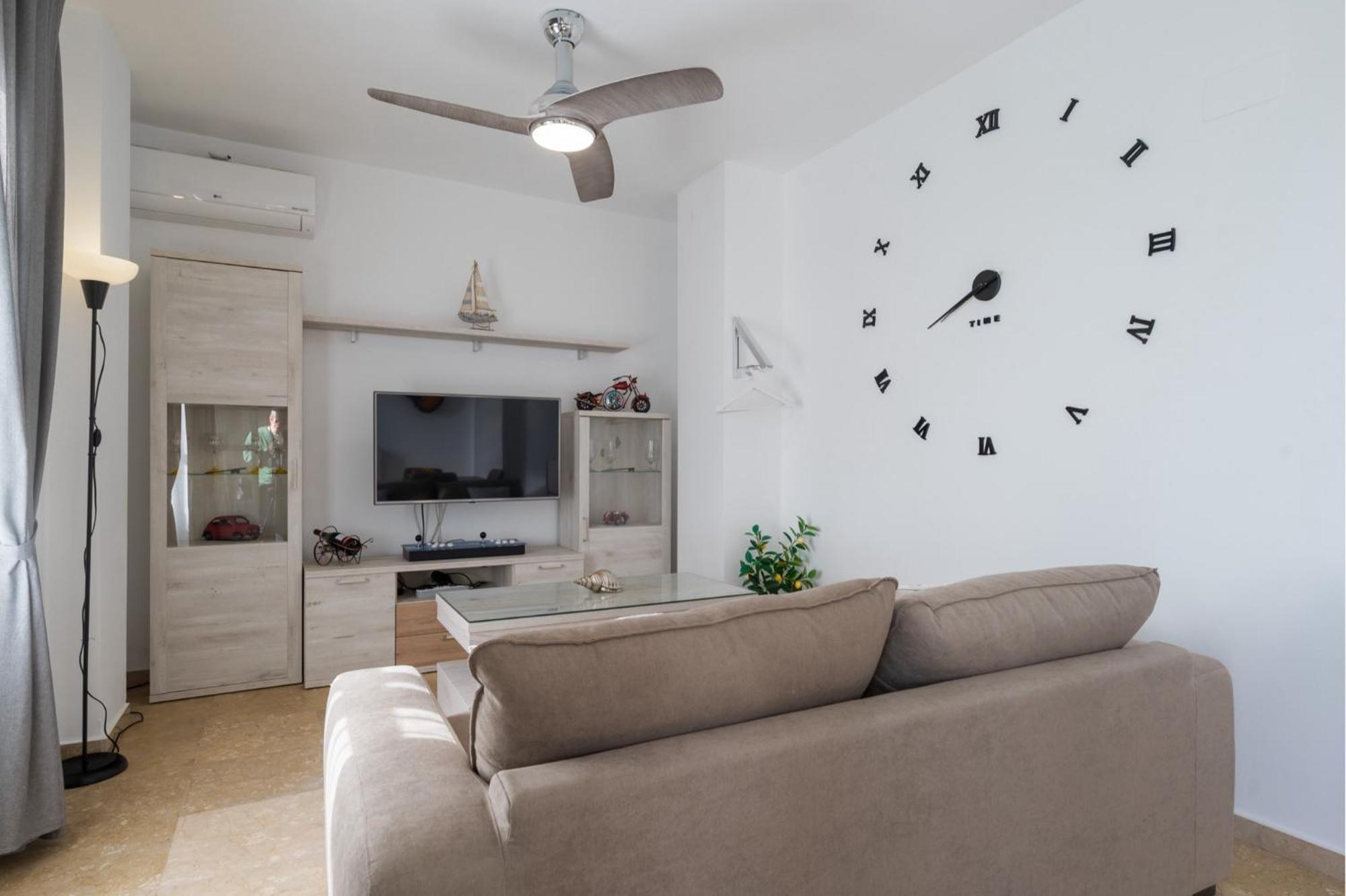 Atico En Piscina Y Jacuzzi Apartment Pilas