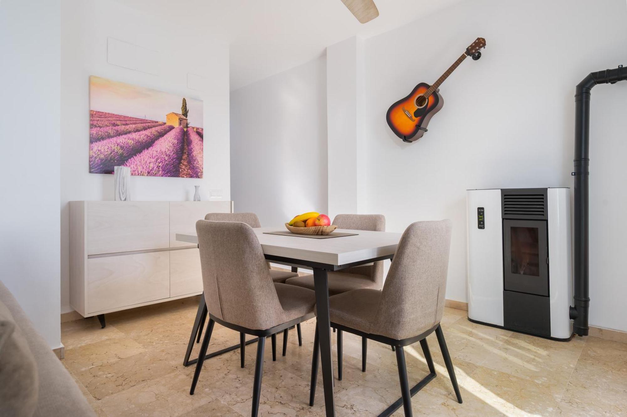 Apartment Atico En Piscina Y Jacuzzi
